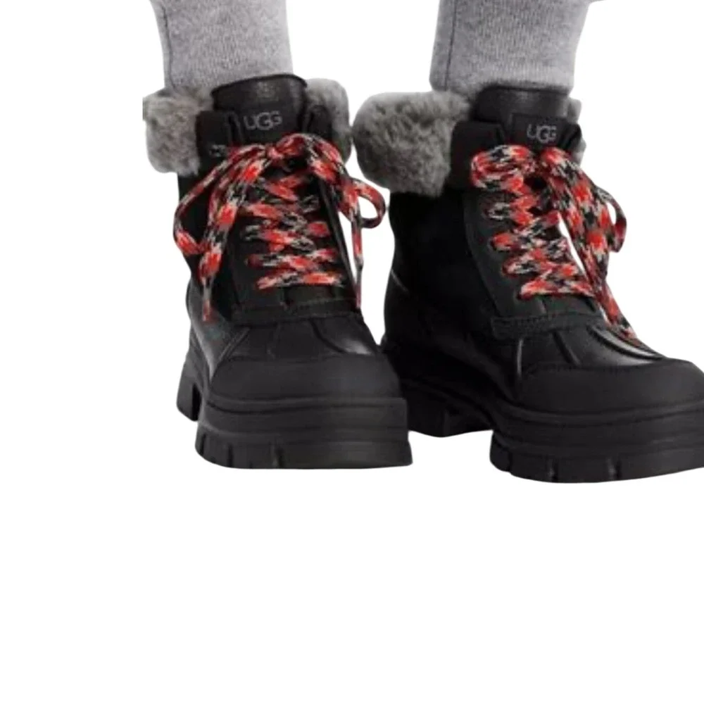 UGG Lug‎ Waterproof Leather Suede Shearling Cuff Lace Up Winter Boots
